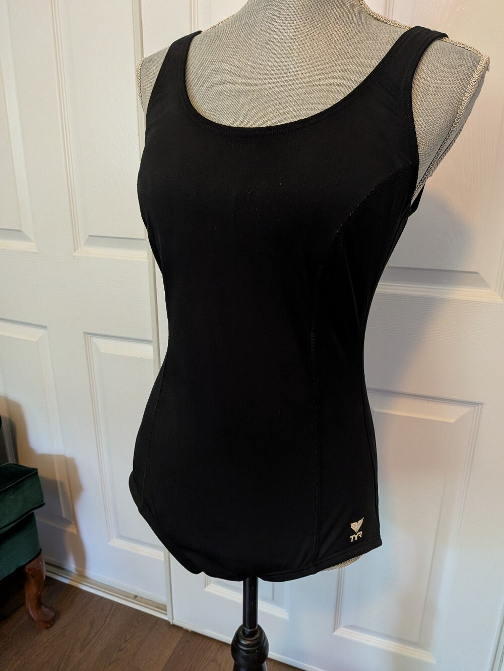 TYR Black Scoop Neck Athletic Tank Bathing Suit One 1pc